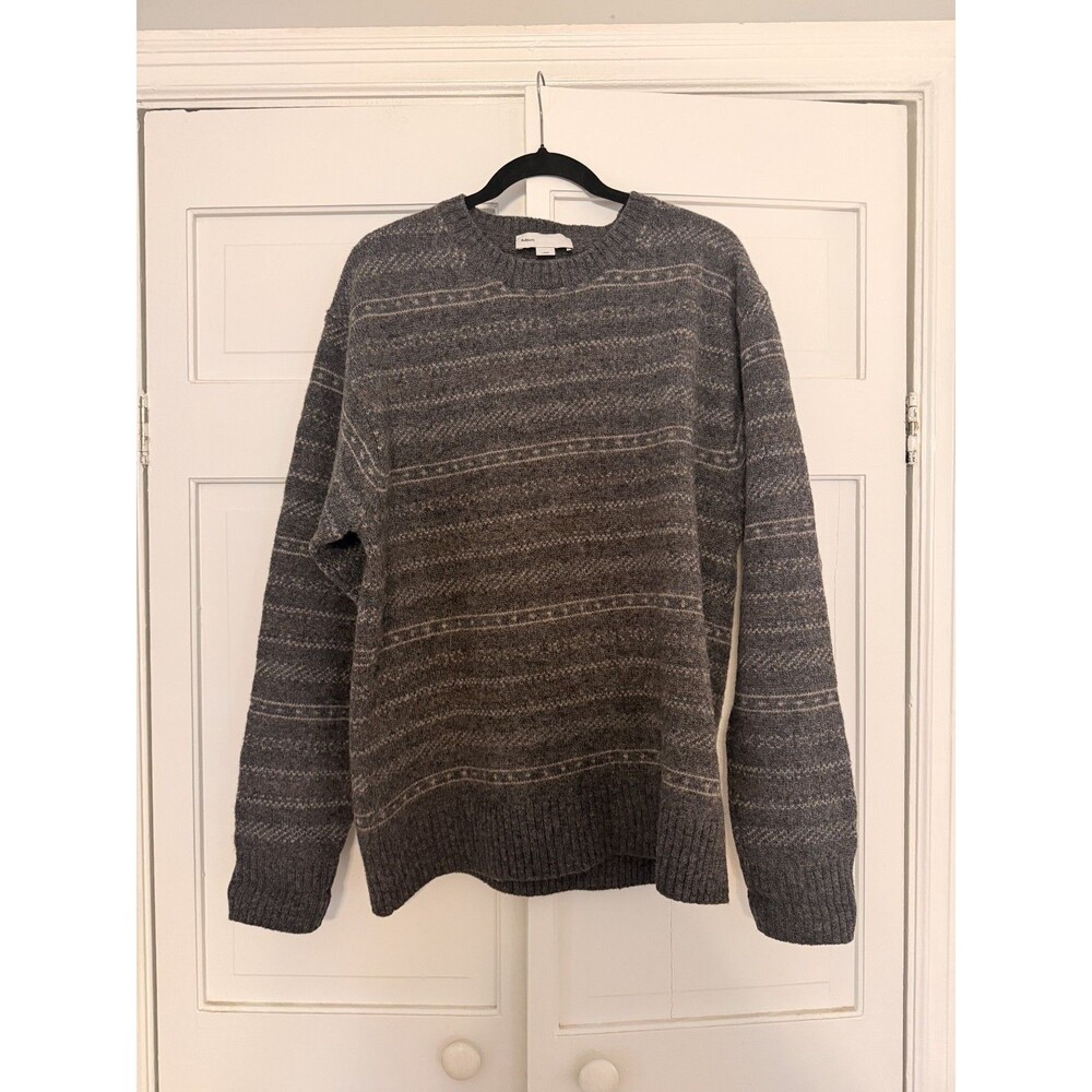 Unisex Adsum 100% wool grey sweater, size large! Has cool detailing throughout!